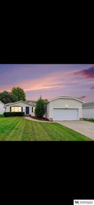 8903 N 79th St