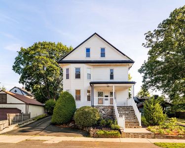 2-2 Four Peabody Rd