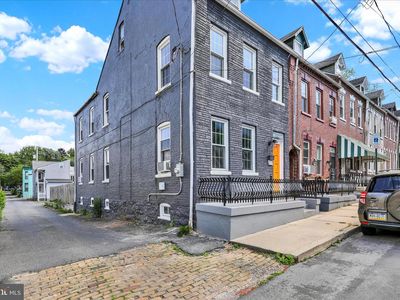 614 Saint Joseph St
