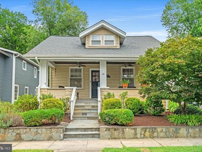 16 E Walnut St