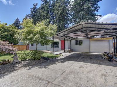 604 SE 103rd Ave