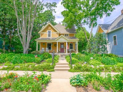 510 Olive St W