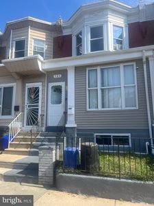 121 N 55th St