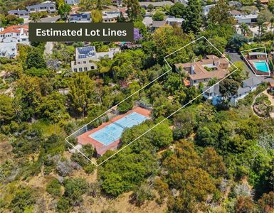 2425 Arista Ct