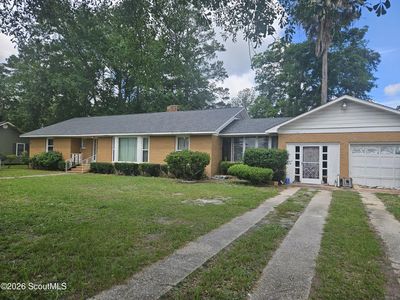Property at 821 N Augusta Ave, Waycross, GA