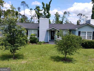 Property at 126 N Tallahassee St, Hazlehurst, GA