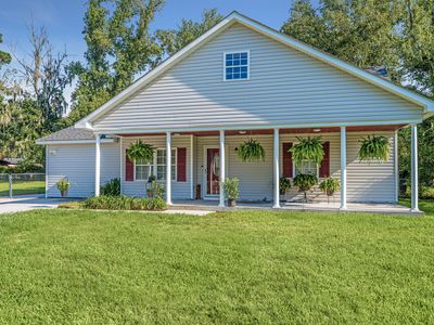 401 Iowa Ct