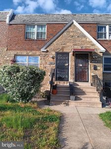 1547 Robbins Ave