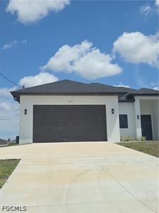 301 Diplomat Pkwy E