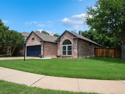 6700 Huntly Dr
