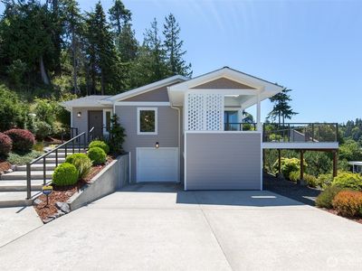 172 Sea View Drive