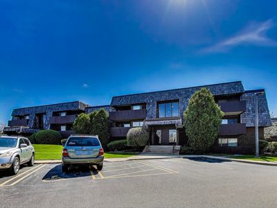 493 Timber Ridge Dr APT 205