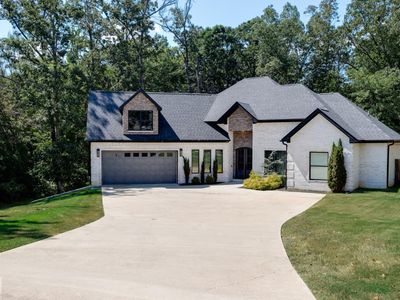 904 Rolling Forest Dr