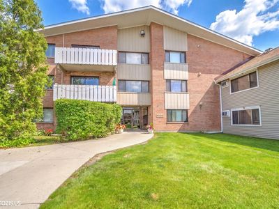 4000 Bayside Dr Unit 207