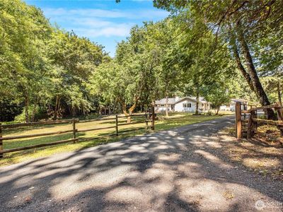 180 Dewatto Road W