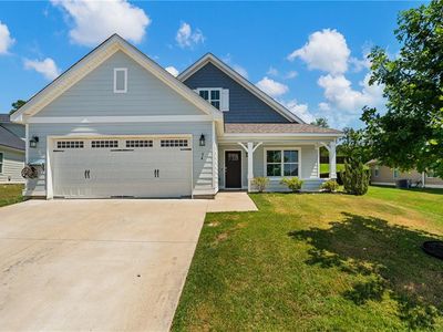54 Ivy Loop