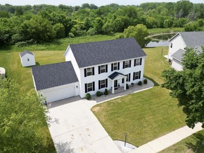 8821 S Carrollville CIRCLE