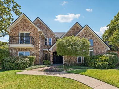 6512 Shorewood Dr