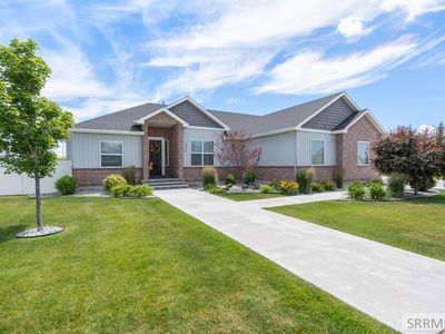 5276 Rock Hollow Ln