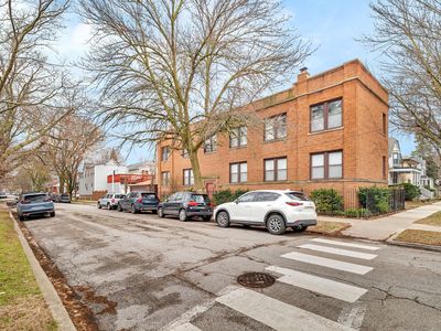 5014 N Oakley Ave #G
