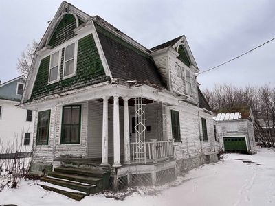 29 dewey Street