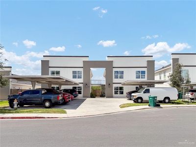 3516 S Dominique Dr