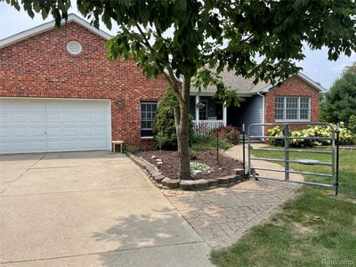 Property at 820 Lockwood Rd, Ortonville, MI