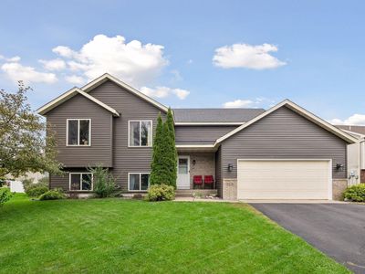 8676 Fairhill Ln