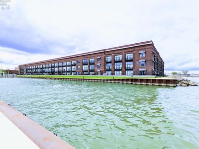 401 W Shoreline Dr Unit 234