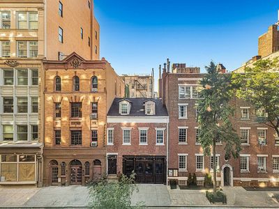 3 Sheridan Sq APT 4D