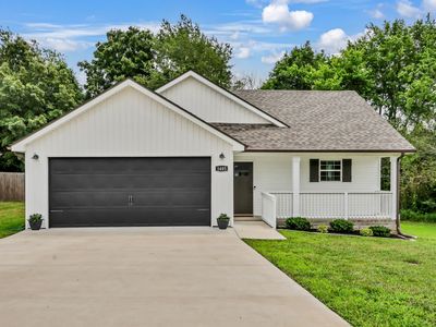 1405 Fredrick Dr