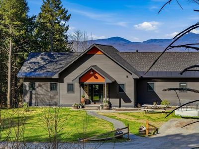 545 Stagecoach Lane
