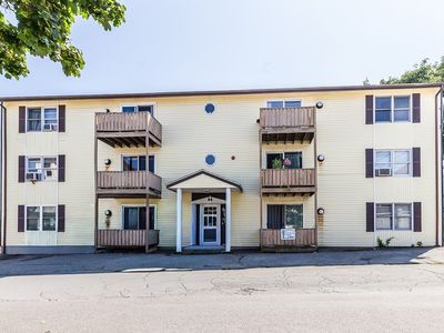 24 Larch St APT 8