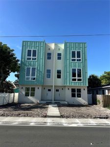 2142 5th Ave N