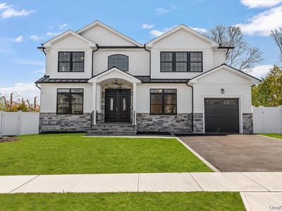 10 Lee Place