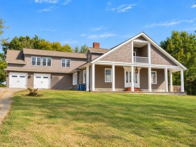 765 Beaumont Ave