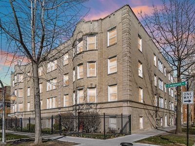 2316 W Rosemont Ave #3