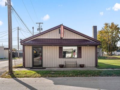 101 N Maple St