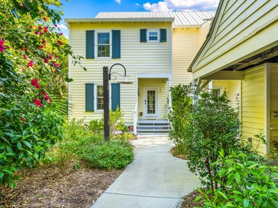 1300 Palmetto Court #109