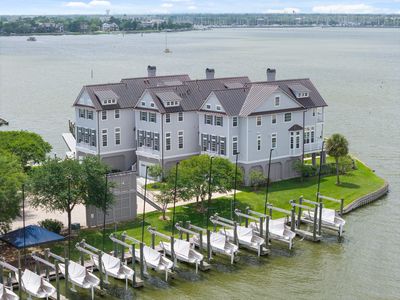 2443 Lakewood Pointe Dr