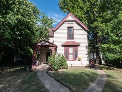 Property at 610 N 7th St, Neodesha, KS