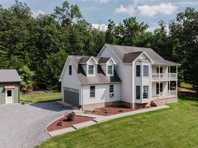 19806 Huckleberry Rd