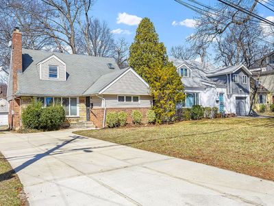 193-11 McLaughlin Ave