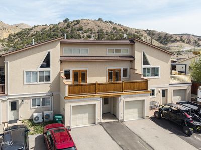 706 Meadow Ct APT B