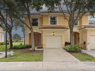 418 Rainbow Springs Terrace
