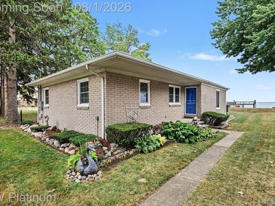 32200 Jefferson Ave