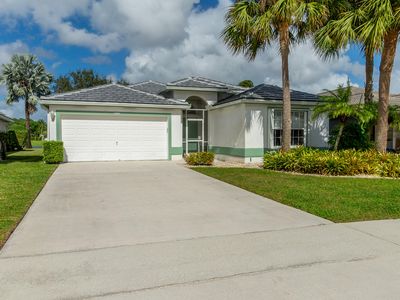 1621 Lakefield North Court