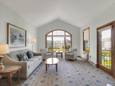 101 Osthoff AVENUE #392