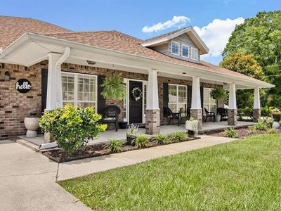 16 White Star Dr