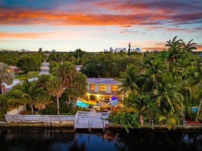 1809 Coral Gardens Dr